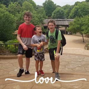 Meet your Posher, Dustin lisa